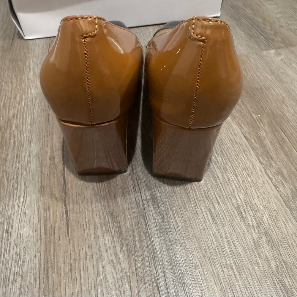 Marc Fisher Kapila Toe Cap Brown Black Patent Leather Block Pump Heels - Picture 3 of 11